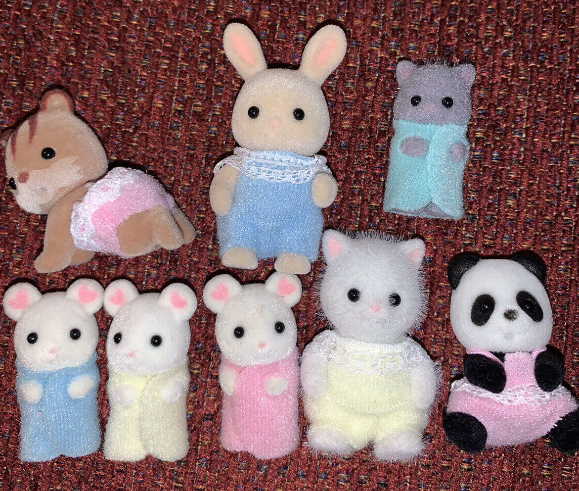 Calico Critters Lot Of 8 Calico Babies